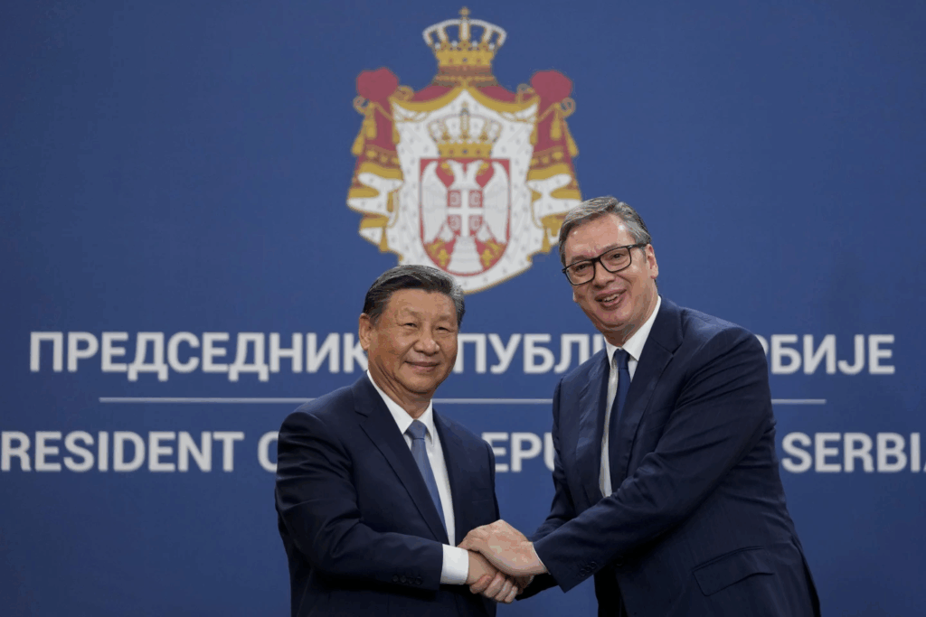 Sebbene Xi e Orbán non abbiano presentato accordi concreti al termine del loro incontro, il ministro degli Esteri Péter Szijjártó ha successivamente dichiarato in un video che è stato raggiunto un accordo per una bypass ferroviaria congiunta tra Ungheria e Cina attorno a Budapest, oltre a un collegamento ferroviario ad alta velocità tra la capitale e il suo aeroporto internazionale. I due paesi hanno anche concordato di estendere la loro cooperazione a tutto lo spettro dell'industria nucleare, ha affermato Orbán. Inoltre, sono stati raggiunti accordi per l'aiuto della Cina all'Ungheria nella costruzione della sua rete di stazioni di ricarica per veicoli elettrici e per la costruzione di un oleodotto tra Ungheria e Serbia.