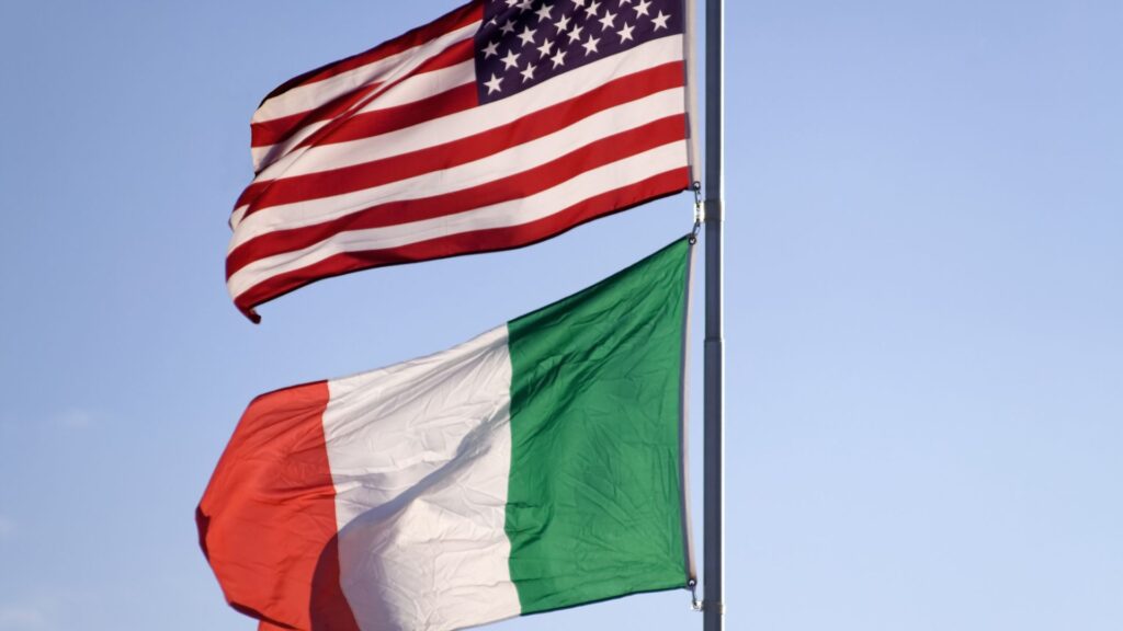 relazioni tra gli Stati Uniti e l'Italia, tradizionalmente, i due paesi godono di una partnership strategica basata su forti legami economici, culturali e politici.