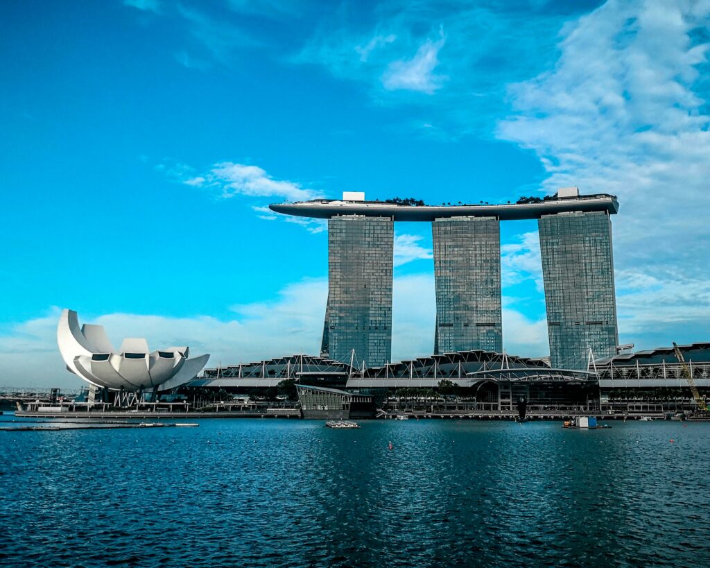 MACRON SINGAPORE Shangri-La Dialogue di Singapore