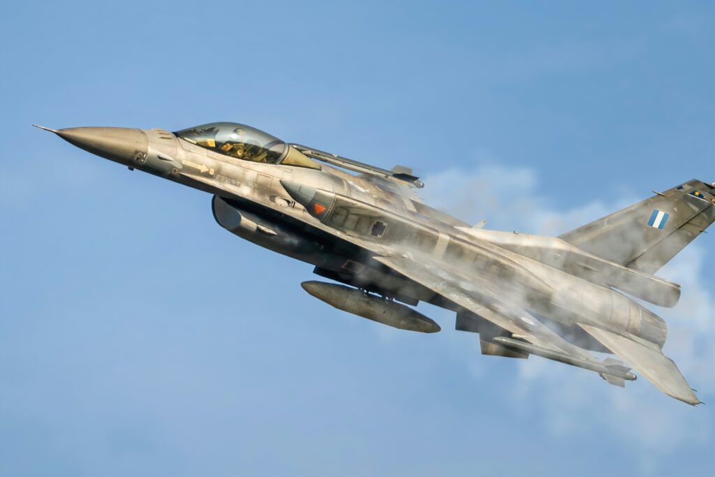 CACCIA F 16 FALCON